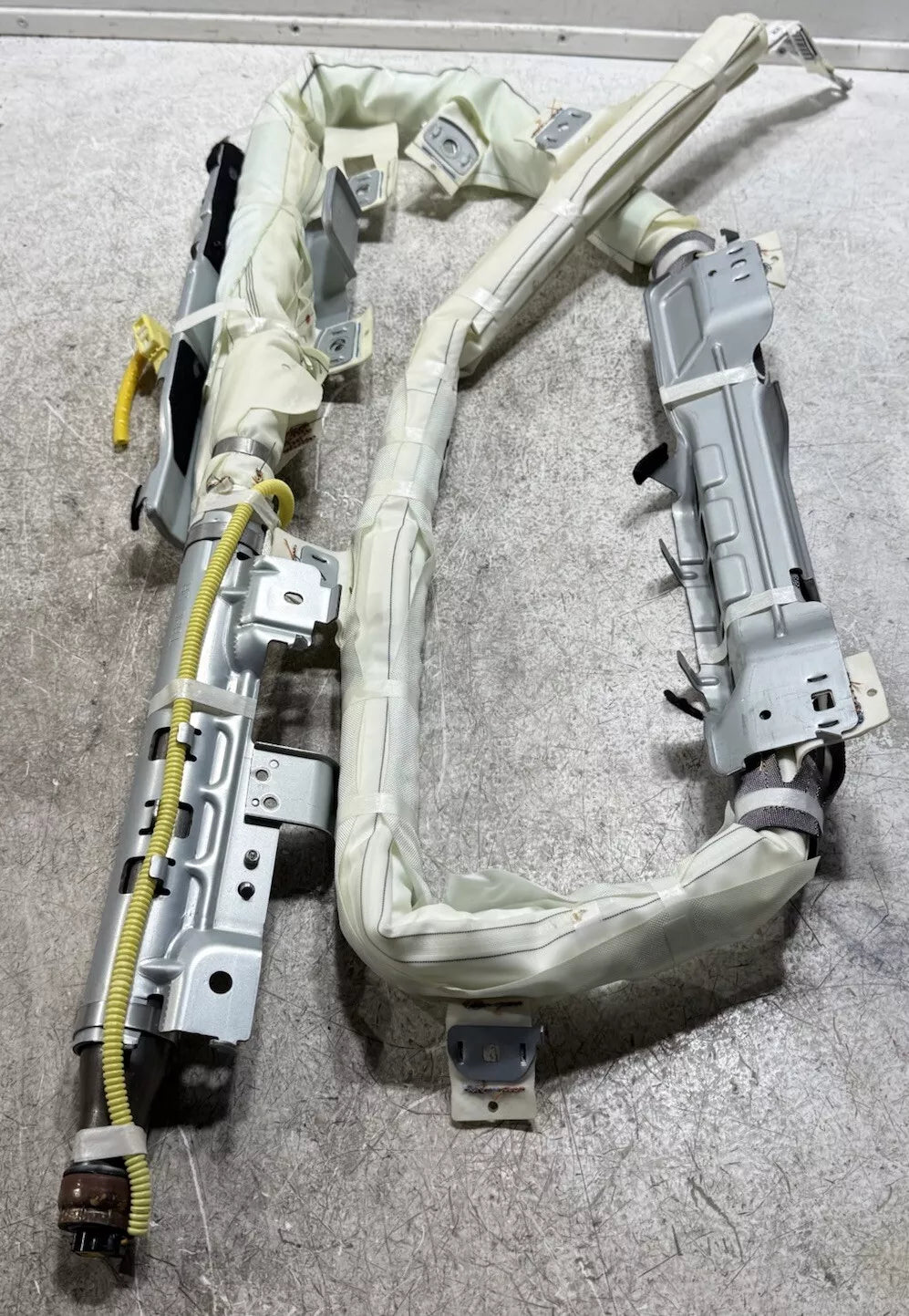 2014-2024 TOYOTA 4Runner Right Passenger Roof Curtain Airbag oem