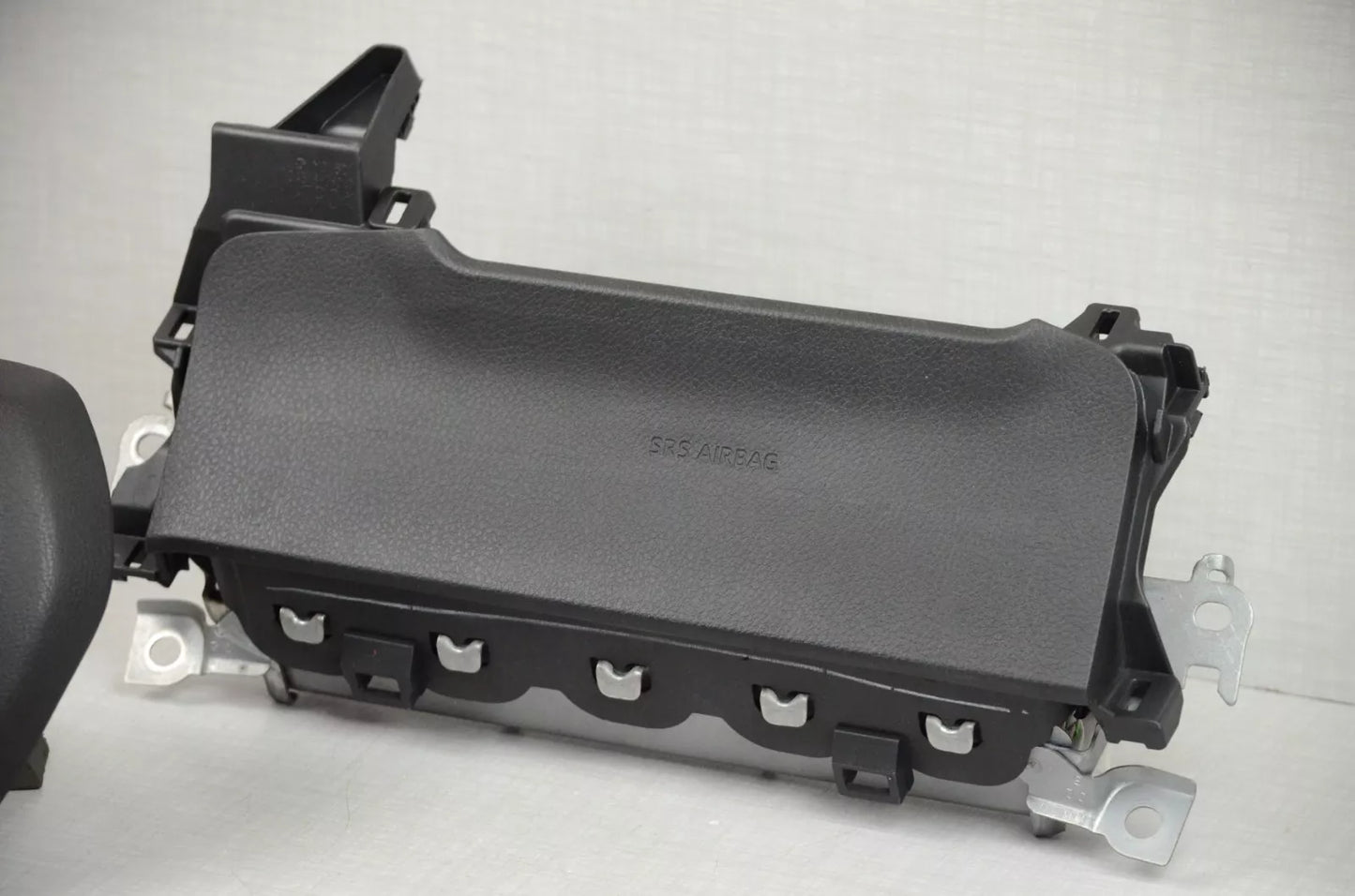 2018_2023_Toyota_Camry_Driver_Knee_Airbag