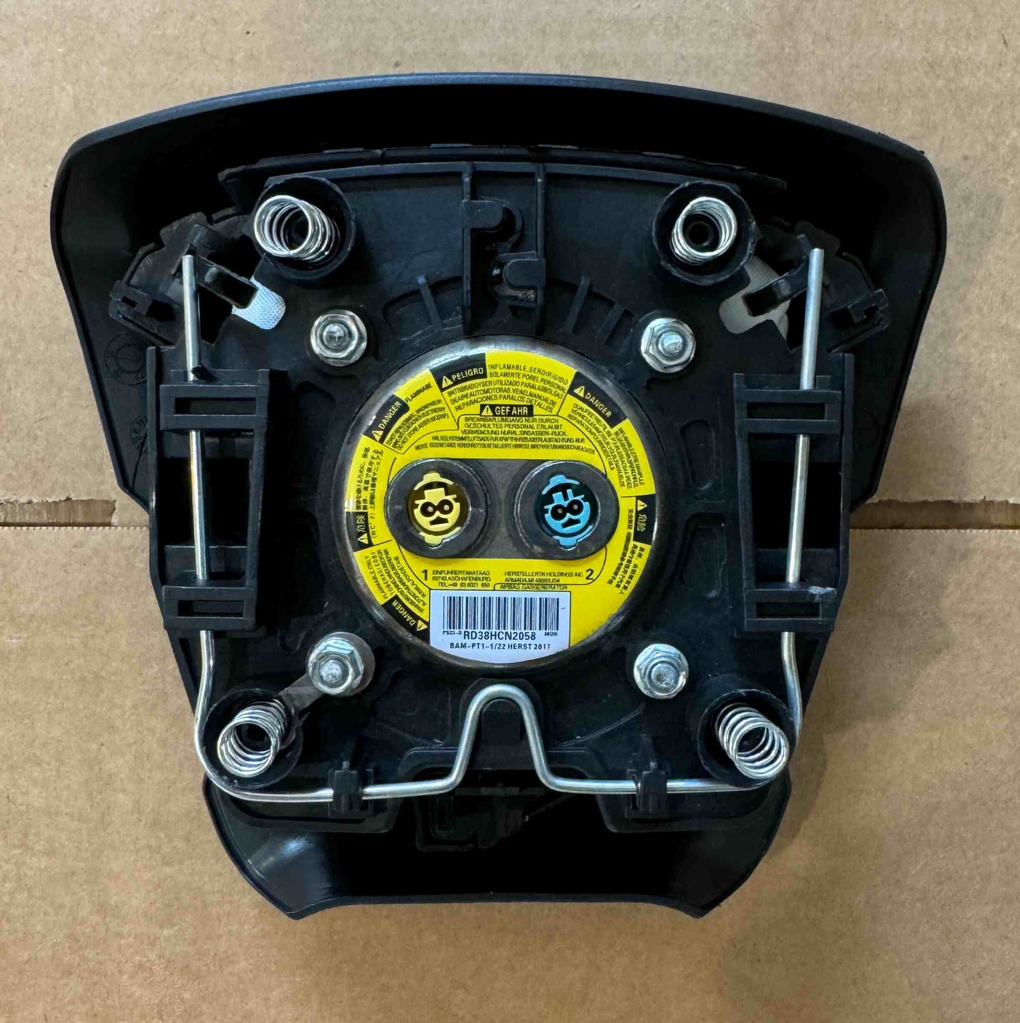 Chevy Silverado 2015-2019 Driver Wheel 1500 Airbag