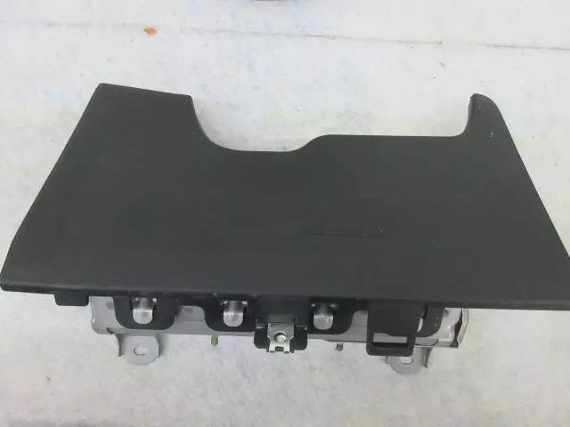 2013-2018 Toyota Yaris Steering Wheel Airbag & Knee Airbag