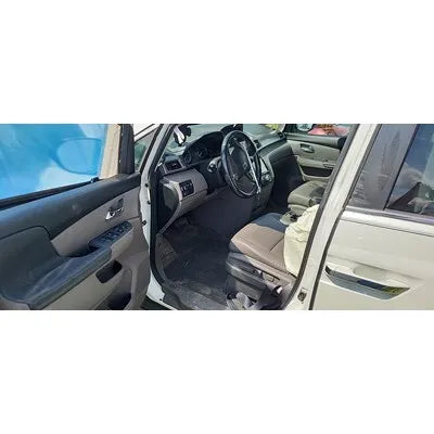 2014-2017 Honda Odyssey passenger side dash Used Air Bag