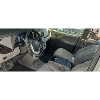 2015-2020 Toyota Sienna passenger dash Used Airbag