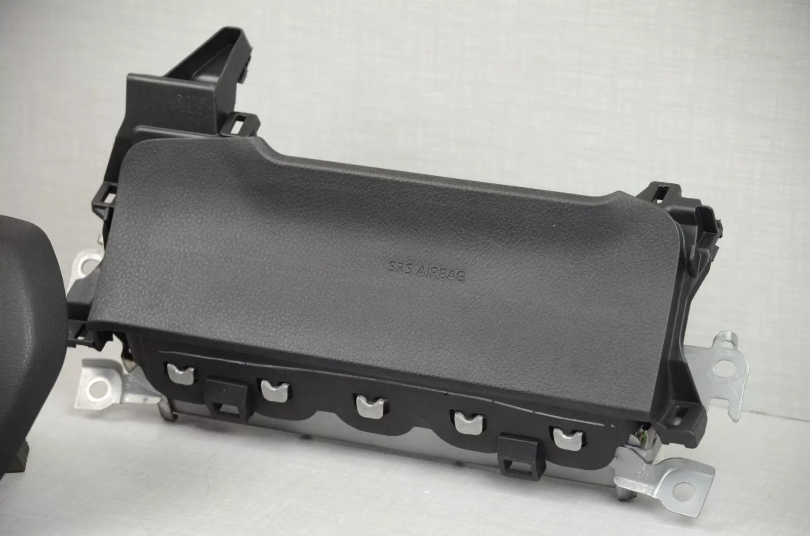 2018_2023_Toyota_Camry_Driver_Knee_Airbag