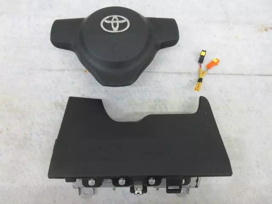 2013-2018 Toyota Yaris Steering Wheel Airbag & Knee Airbag